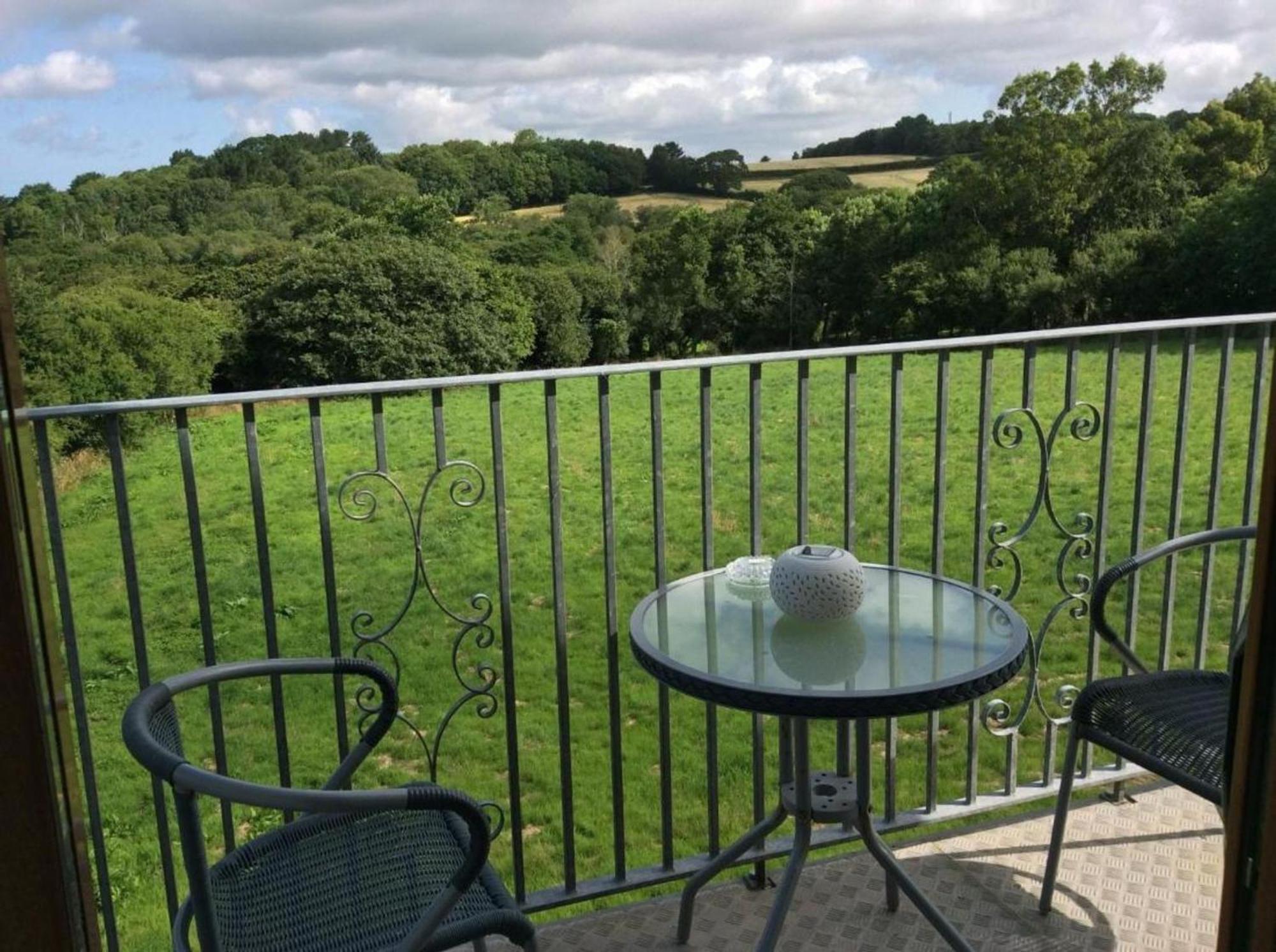 Room In Guest Room - Orchard Manor, Fore Street, Nr Truro Zewnętrze zdjęcie